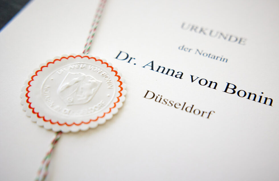 Notary Düsseldorf, Dr. Anna Von Bonin